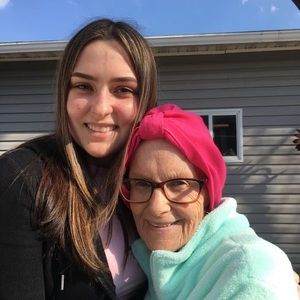 Meet your Posher, Abby